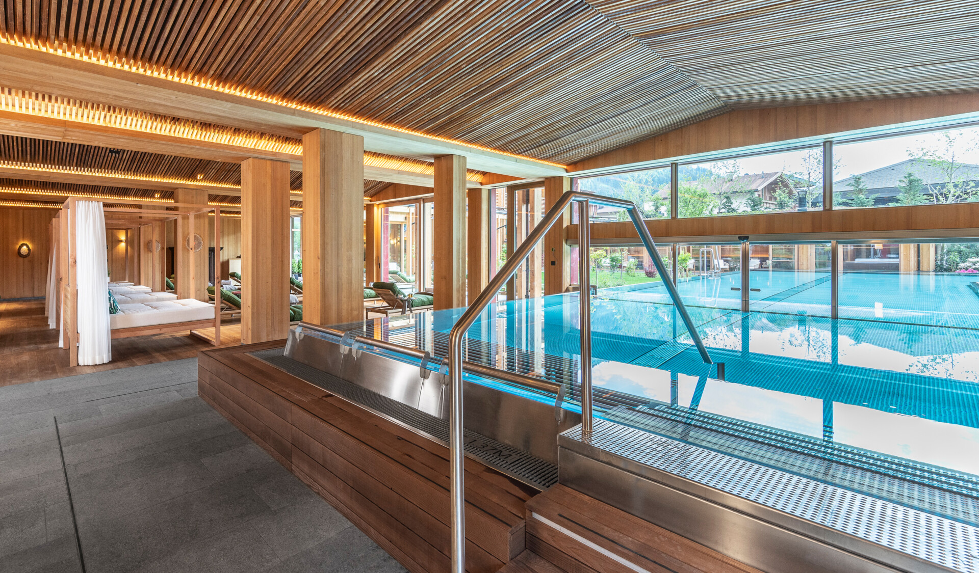 Schwimmbad_537_Hotel-Mali_3